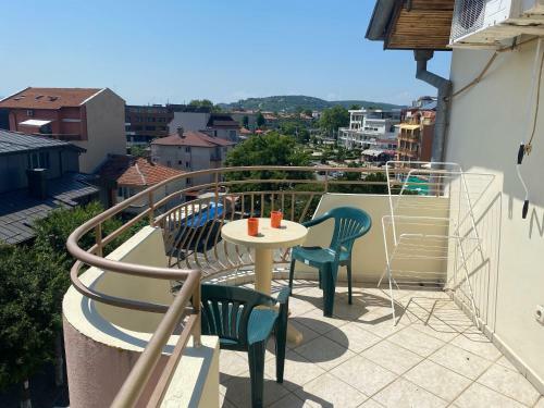 Hostal Hotel Atanasov 1