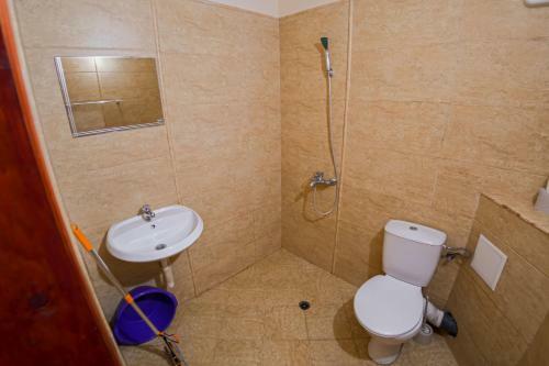 Hostal Sineva Guest House