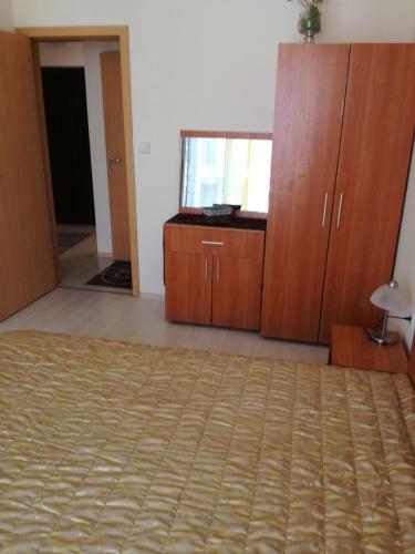Krasi Apartments In Perla Complex
