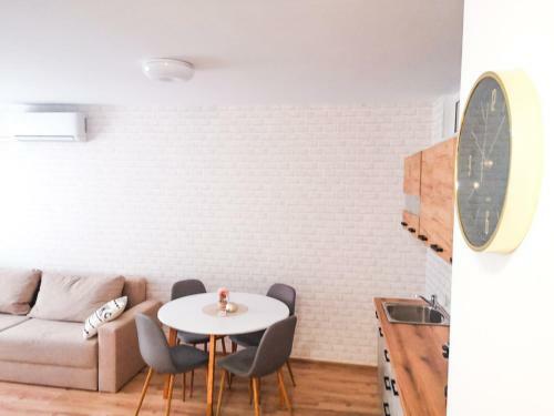 Lozanovi Apartment Pomorie