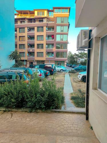 Lozanovi Apartment Pomorie