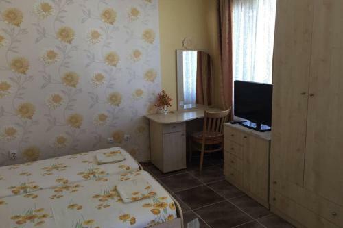 Apartment Olia - Three Bedroom Flat With Great View Next To Beach