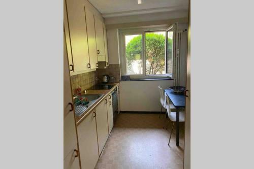 Zurich Erlenbach - Apartment With Lake View - 4,5 Rooms