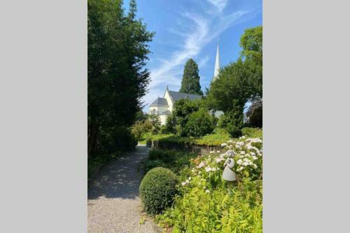 Zurich Erlenbach - Apartment With Lake View - 4,5 Rooms
