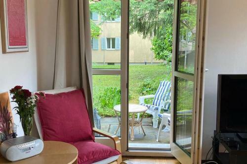 Zurich Erlenbach - Apartment With Lake View - 4,5 Rooms