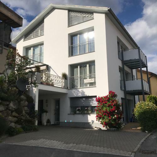 Apartamento Chasa Furt�na