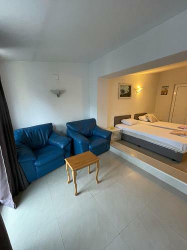 Hostal Ivo's Guest Rooms