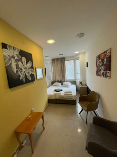 Hostal Ivo's Guest Rooms