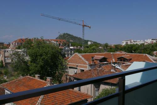Apartamento Charmful New Flat With Hill View