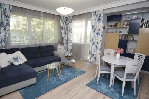 M&n Central Apartment