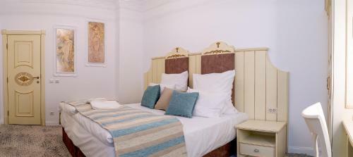 Hostal Atlas House Luxury Suites