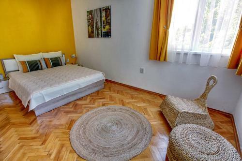 Apartamento Terrace Home - Three Bedrooms City Center