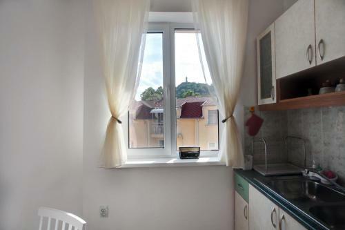 Apartamento Terrace Home - Three Bedrooms City Center