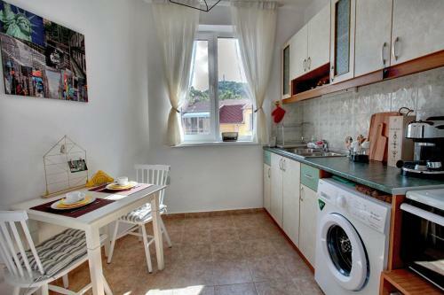Apartamento Terrace Home - Three Bedrooms City Center