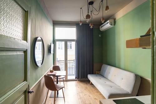 Beautiful Best Location Apartment Green Mouse