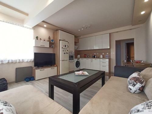 Cosy And Luxurious Apartment In Complex Korona