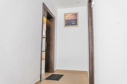 Shushi's Central Studio Apartment