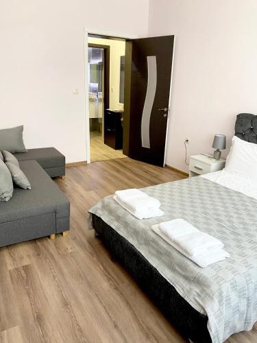 Central Apartment