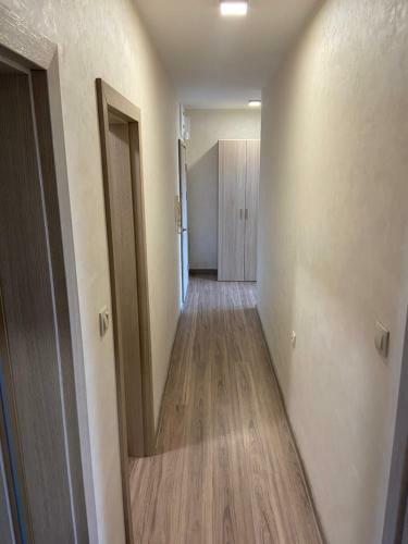6 September Apartment