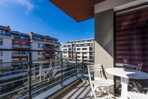 Apartamento Stylish 1bd Flat With A Parking Spot