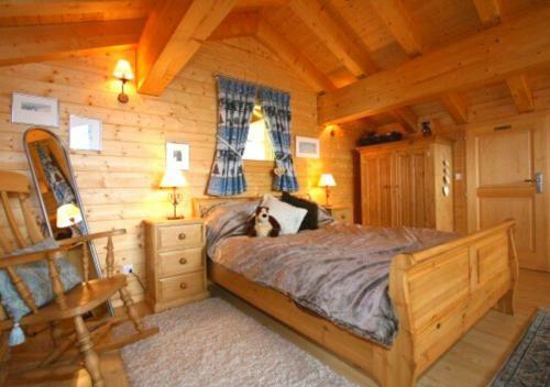 Chalet Forget Me Not