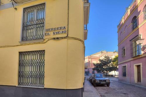 Apartamentos Reservarloen Casa Del Museo