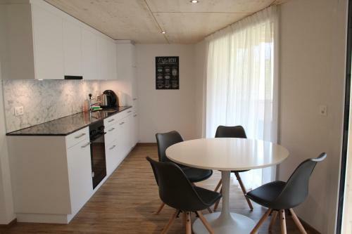 Mountain Oasis Apartment Kandersteg-adelboden