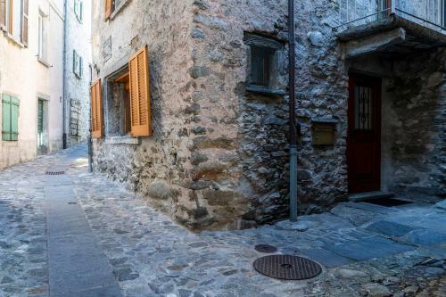 Intragna & Tradition