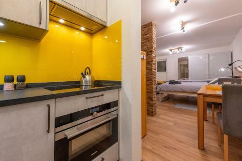 Apartamento Ambassador Yellow Home