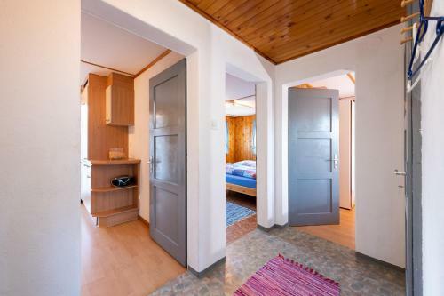Apartment Firnrot "einfach Unkompliziert"