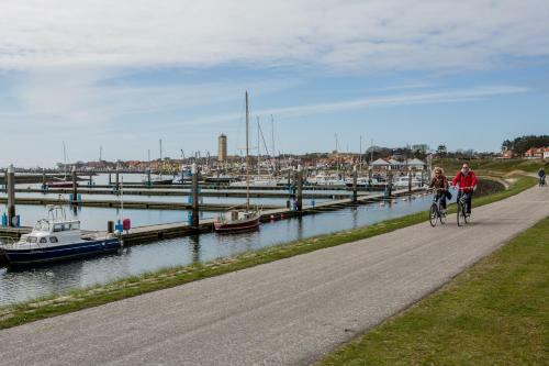 Aparthotel Terschelling Hotel Tjermel�n