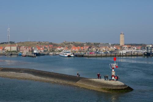 Aparthotel Terschelling Hotel Tjermel�n