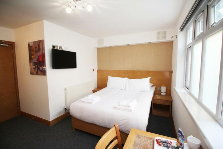Bed & Breakfast Flexistay Sutton Aparthotel