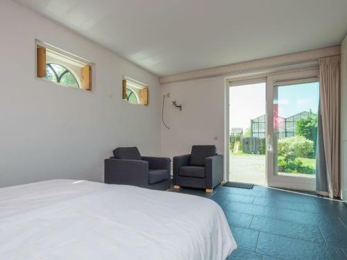 Inviting Holiday Home In Zuidoostbeemster Near Centre & Forest