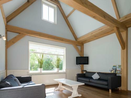 Inviting Holiday Home In Zuidoostbeemster Near Centre & Forest