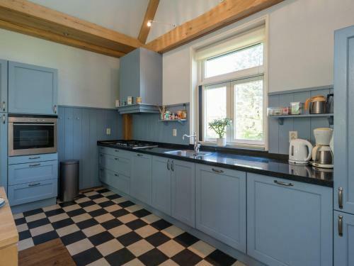 Inviting Holiday Home In Zuidoostbeemster Near Centre & Forest