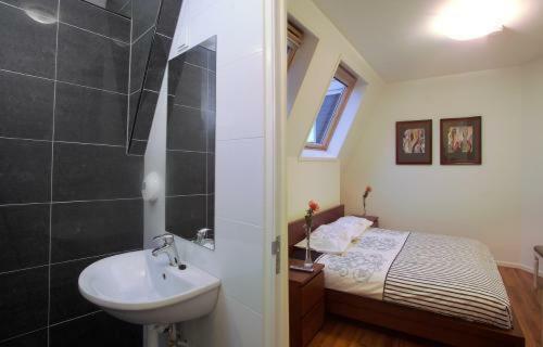 Apartamento Dv Groep Bed & Breakfast