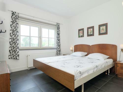Cozy Holiday Home In Hollandscheveld With Forest Nearby