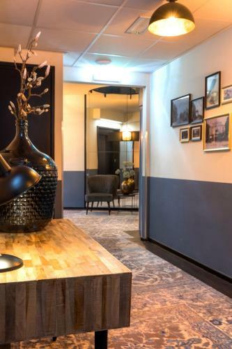 Hotel De Valk