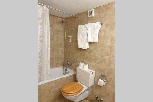 Apartment Near Laax Lake