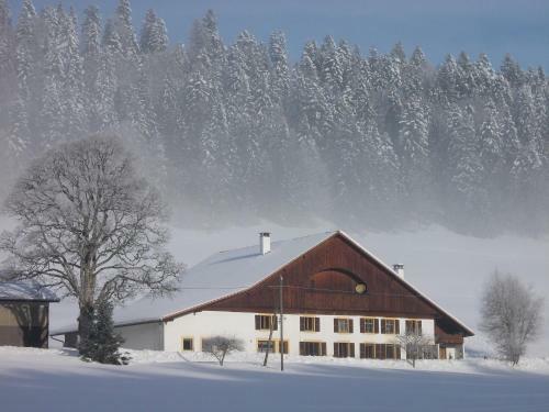 Bed & Breakfast Les Favarges 3