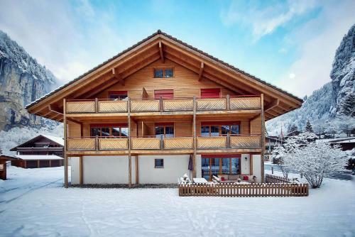 Apartment Breithorn - Beautiful Waterfall Valley Home