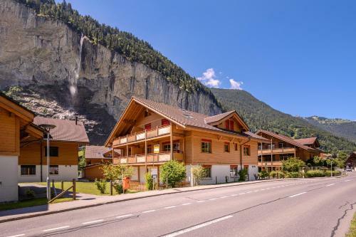Apartment Breithorn - Beautiful Waterfall Valley Home