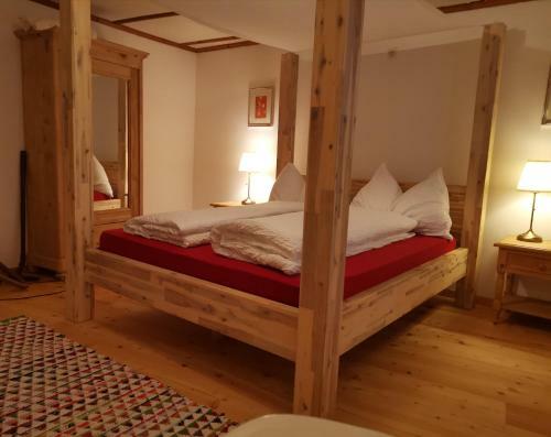 Bed & Breakfast Chasa Sassalba