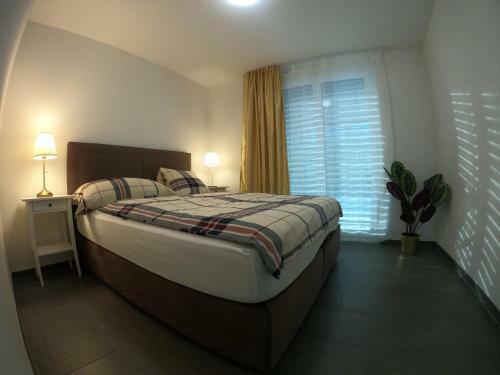The Golf Apartments