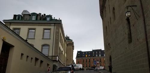 City Apartment Next Cathedral In Lausanne