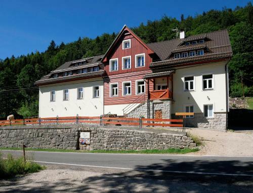 Apartm�ny Pod Mari�nsk�mi Schody
