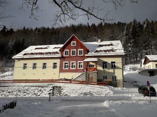 Apartm�ny Pod Mari�nsk�mi Schody