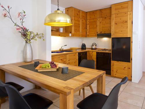 Apartamentos Schweizerhof Ferienwohnungen Lenzerheide 4