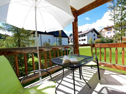 Apartamentos Schweizerhof Ferienwohnungen Lenzerheide 4